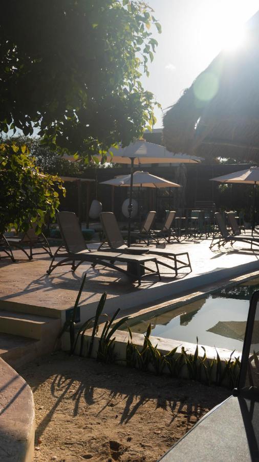Totem Beach Club เซเลสตุน ภายนอก รูปภาพ