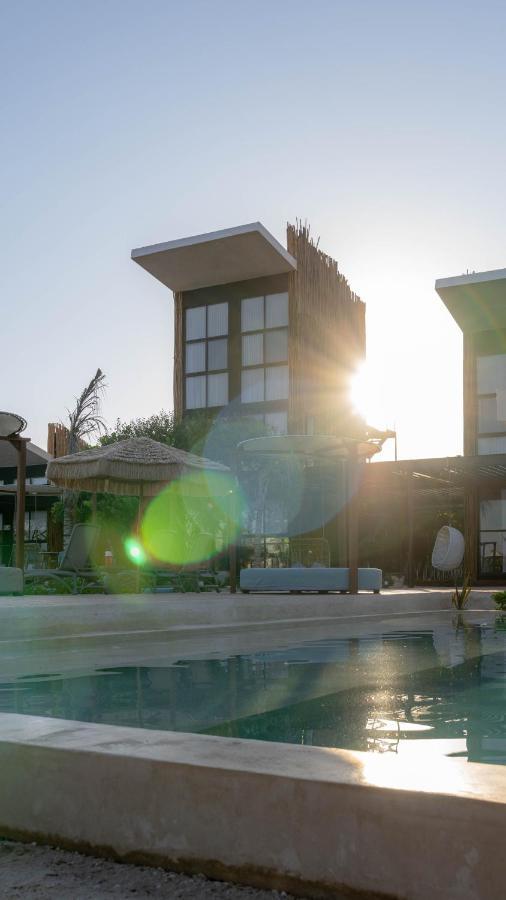 Totem Beach Club เซเลสตุน ภายนอก รูปภาพ