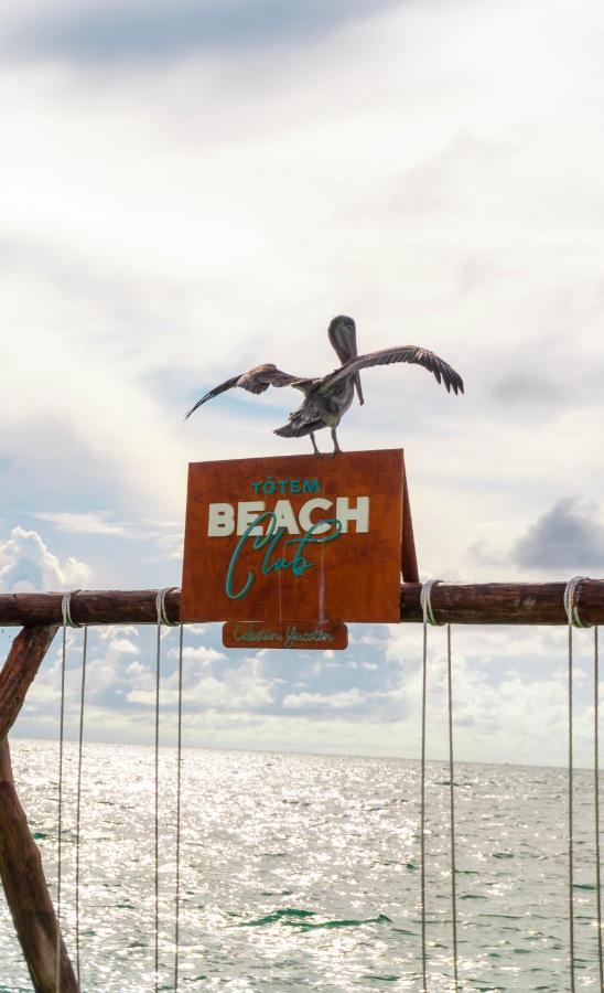 Totem Beach Club เซเลสตุน ภายนอก รูปภาพ