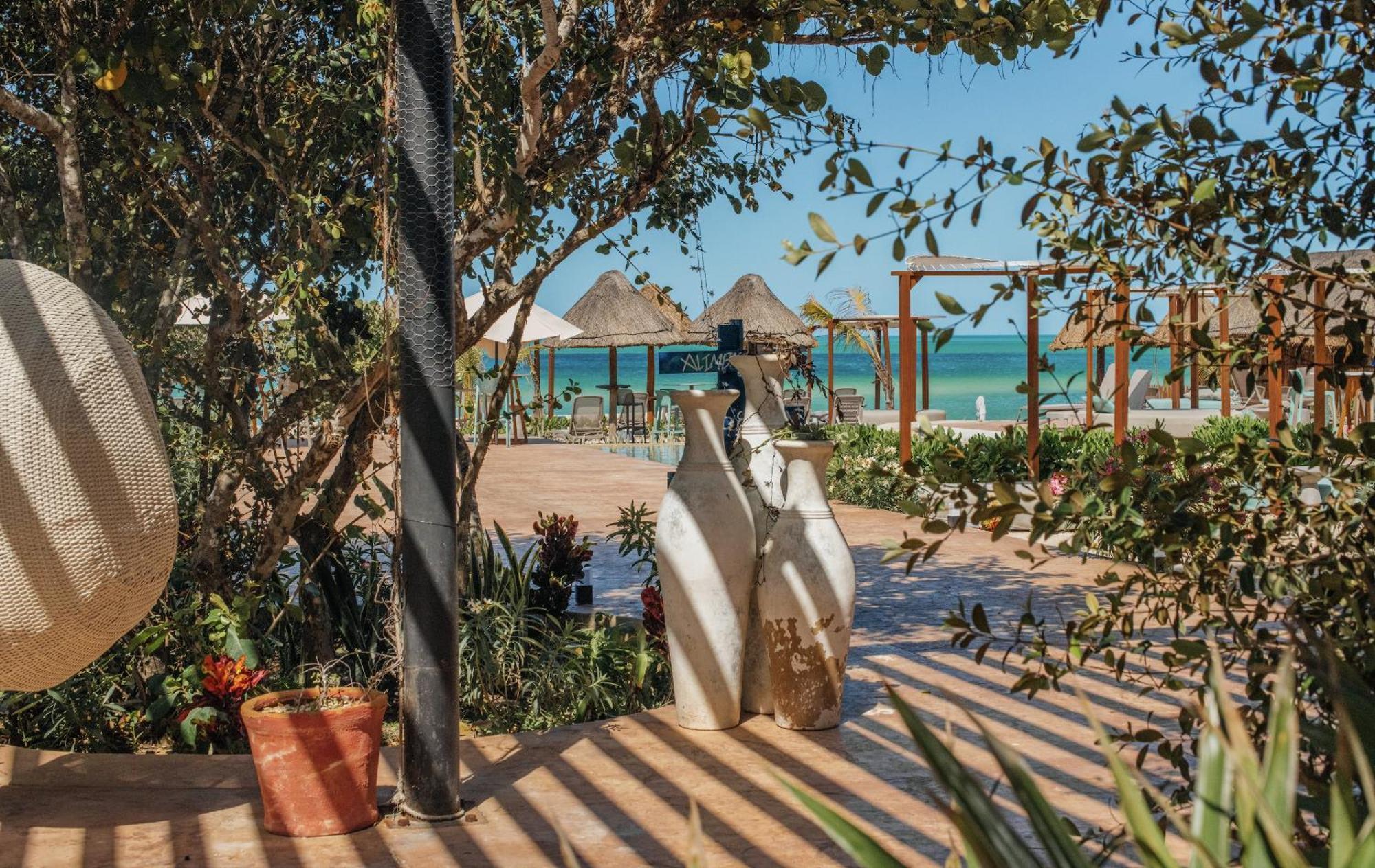 Totem Beach Club เซเลสตุน ภายนอก รูปภาพ